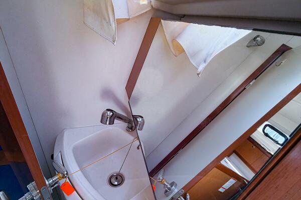 BON TEMPS 31ft Beneteau Yacht For Sale