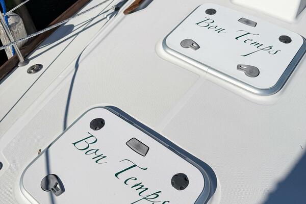 BON TEMPS 31ft Beneteau Yacht For Sale