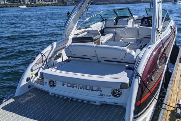 31ft Formula Yacht For Sale