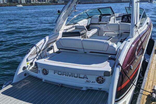 Formula  Yacht For Sale