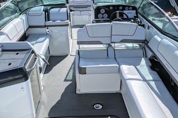 31ft Formula Yacht For Sale