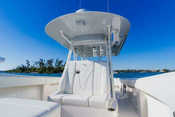 SeaVee 370z Yacht For Sale