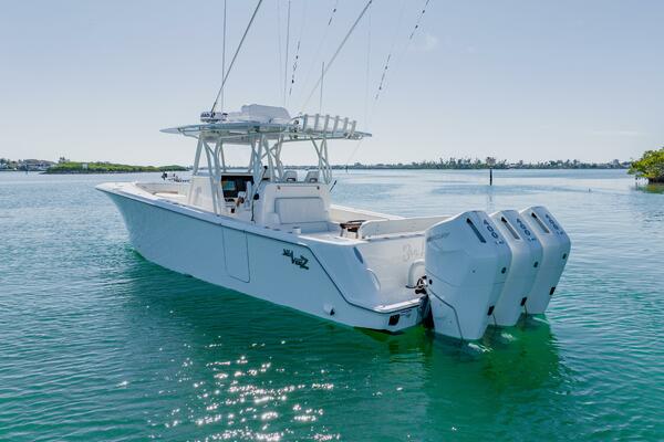 37ft SeaVee Yacht For Sale