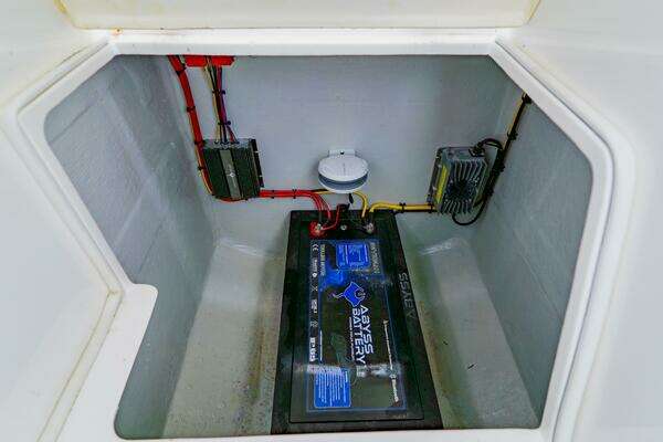 SeaVee 370z Yacht For Sale