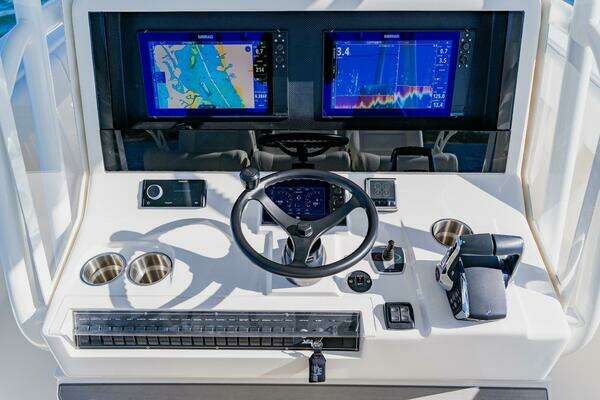 SeaVee 370z Yacht For Sale