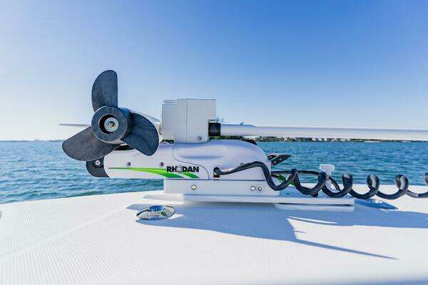SeaVee 370z Yacht For Sale
