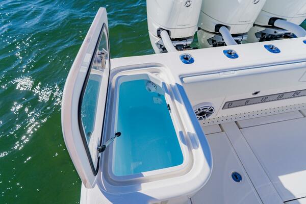 37ft SeaVee Yacht For Sale