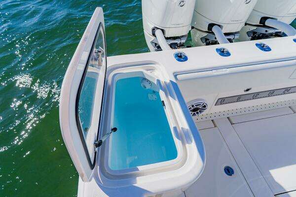 SeaVee 370z Yacht For Sale