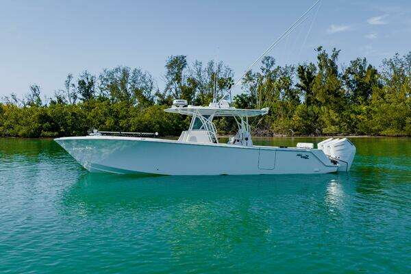 37-ft-SeaVee-2025-370z-Sarasota Florida United States yacht for sale