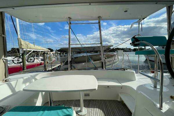 Lagoon 380 S2 Yacht For Sale