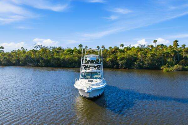 2011 Tiara Yachts 31