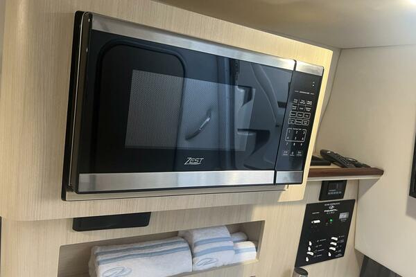 26ft Regal Yacht For Sale