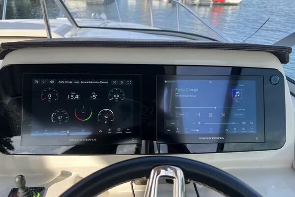 26ft Regal Yacht For Sale