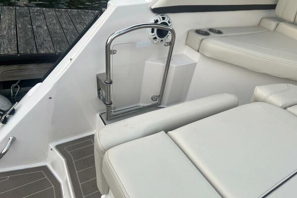 26ft Regal Yacht For Sale