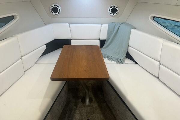 26ft Regal Yacht For Sale