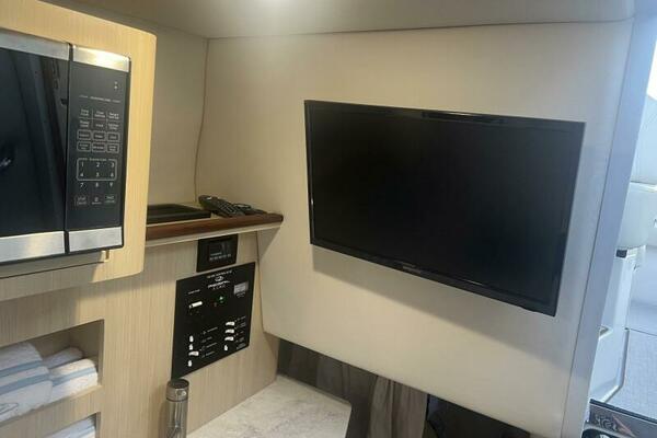 26ft Regal Yacht For Sale