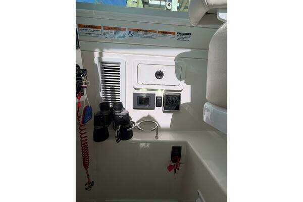 Back Cove 34O Yacht For Sale