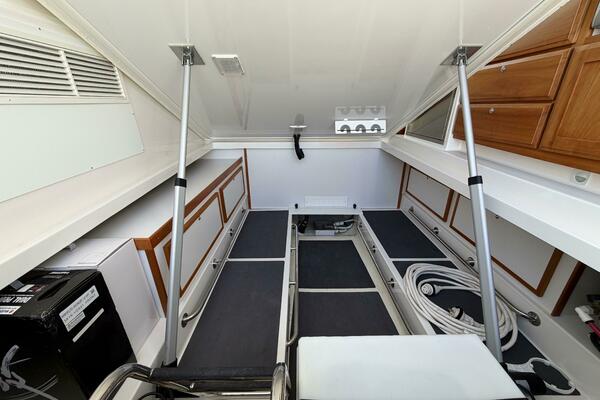 Pivot 34ft Back Cove Yacht For Sale