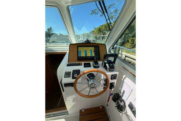 Back Cove 34O Yacht For Sale