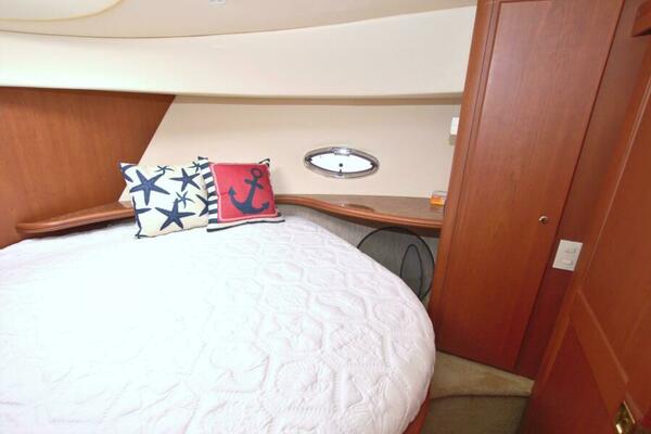 Star of the Sea 39ft Silverton Yacht For Sale