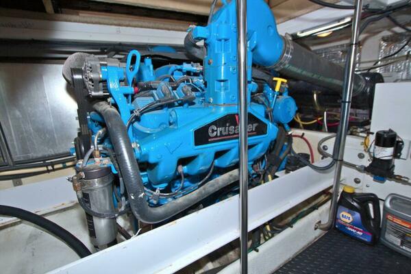 Star of the Sea 39ft Silverton Yacht For Sale