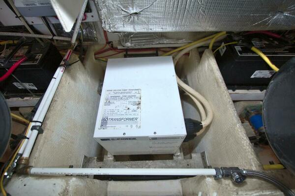 Star of the Sea 39ft Silverton Yacht For Sale