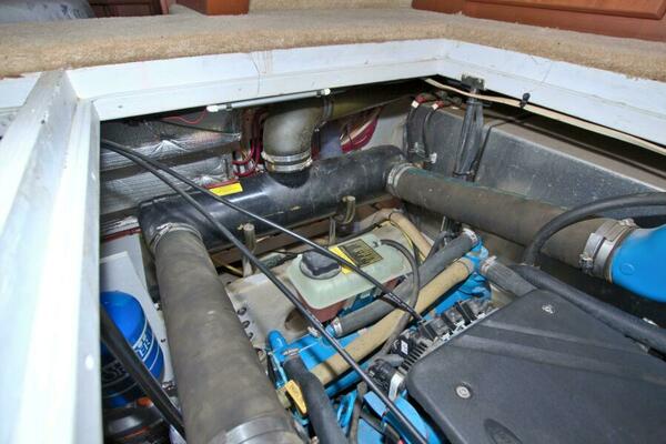 Star of the Sea 39ft Silverton Yacht For Sale