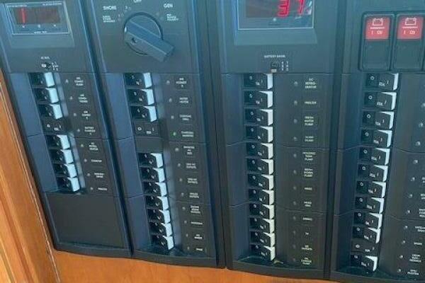 Southern Charm 40ft Sabre Yacht For Sale