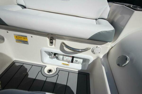 Boat Show Special Pricing 11ft Zodiac Yacht For Sale