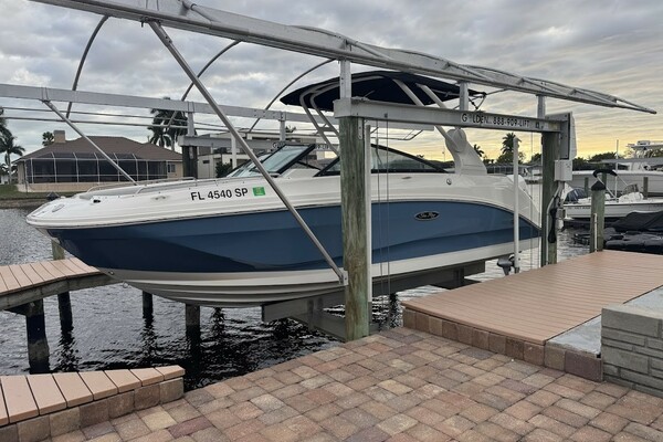 25ft Sea Ray Yacht For Sale