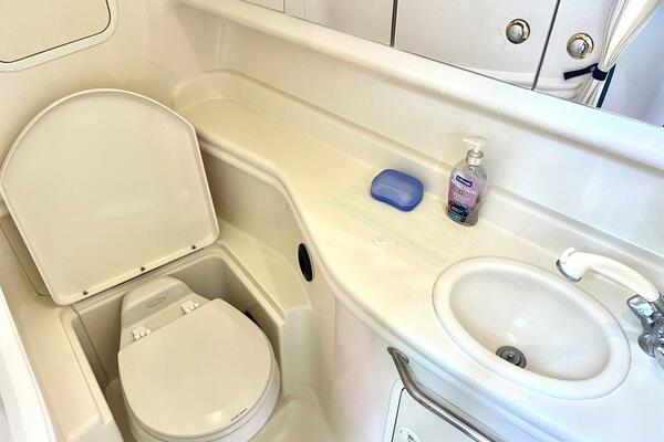 My Rose 32ft Sea Ray Yacht For Sale