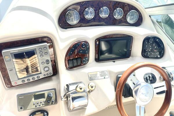 My Rose 32ft Sea Ray Yacht For Sale