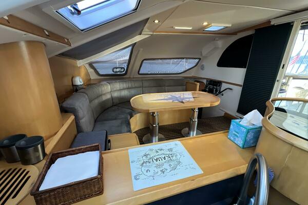 EVOLUTION 49ft Privilege Yacht For Sale