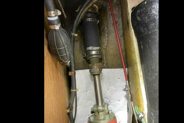 33ft Pearson Yacht For Sale