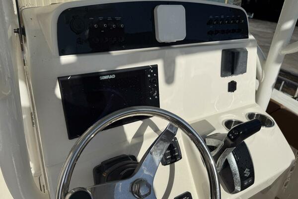 20ft Pioneer Yacht For Sale