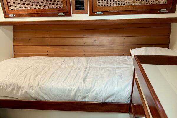 Mast & Mallet  Yacht For Sale