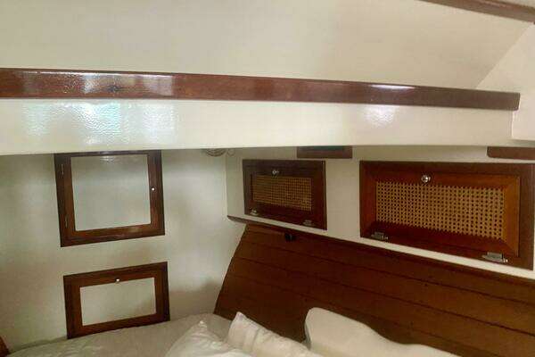 Mast & Mallet  Yacht For Sale