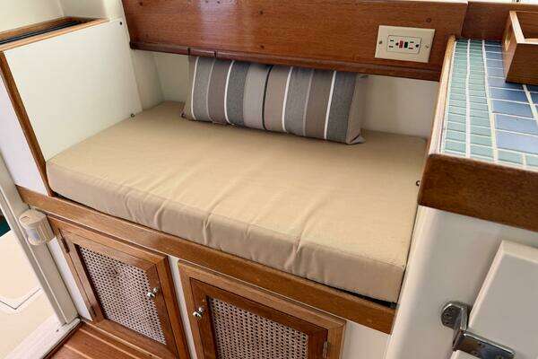 Mast & Mallet  Yacht For Sale