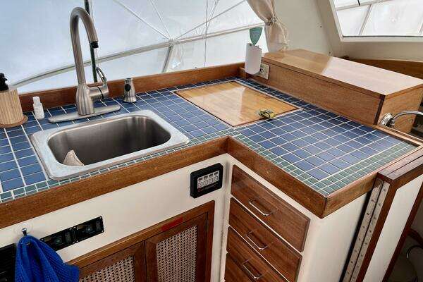 Mast & Mallet  Yacht For Sale