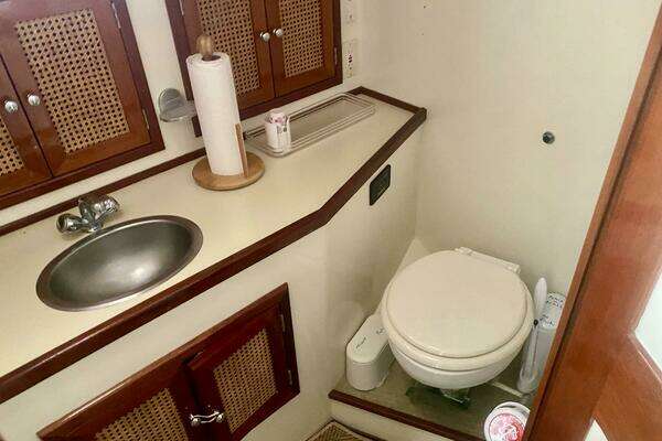 Mast & Mallet  Yacht For Sale