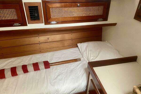 Mast & Mallet  Yacht For Sale