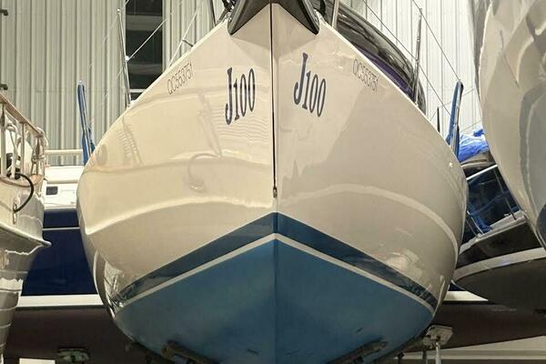 33ft J Boats Yacht For Sale