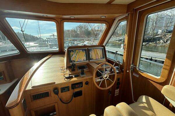 Sabre 40 Sedan Yacht For Sale
