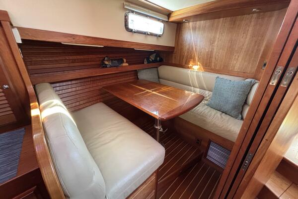 STARGAZE 40ft Sabre Yacht For Sale