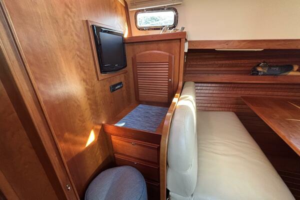 STARGAZE 40ft Sabre Yacht For Sale