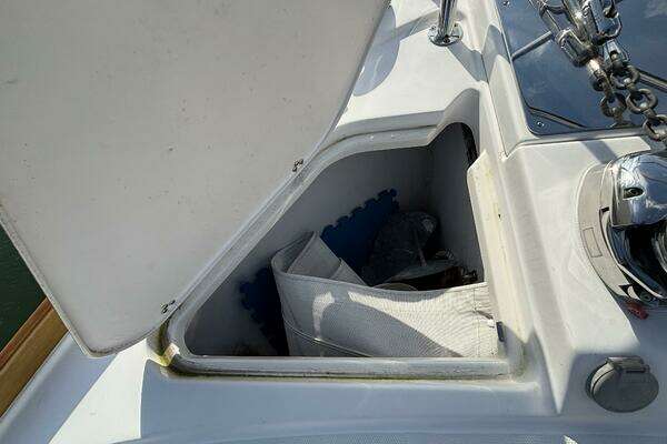 Sabre 40 Sedan Yacht For Sale