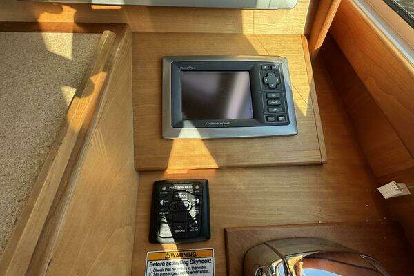 Sabre 40 Sedan Yacht For Sale