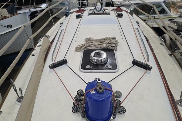 36ft Beneteau Yacht For Sale