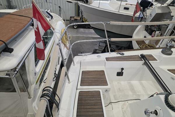 36ft Beneteau Yacht For Sale