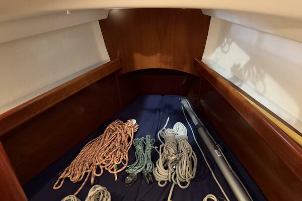 36ft Beneteau Yacht For Sale